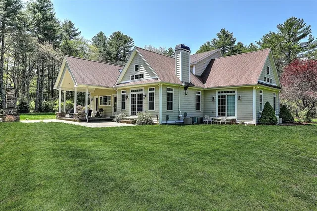 $895,000 | 26 Richmond Townhouse Road, Carolina, RI 02812