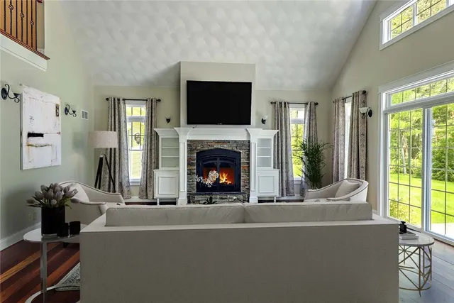 $895,000 | 26 Richmond Townhouse Road, Carolina, RI 02812