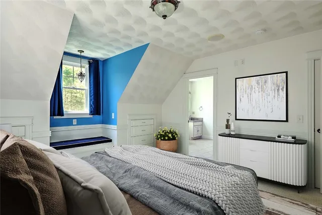 $895,000 | 26 Richmond Townhouse Road, Carolina, RI 02812