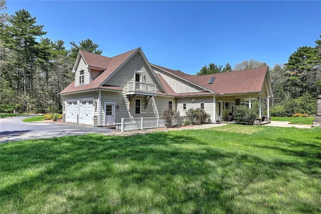 $895,000 | 26 Richmond Townhouse Road, Carolina, RI 02812