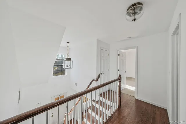 $729,000 | 4 Danamarie Lane, East Patchogue, NY 11772