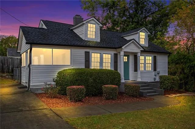 $419,900 | 266 Cres Circle Southwest, Marietta, GA 30064