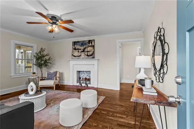 $419,900 | 266 Cres Circle Southwest, Marietta, GA 30064