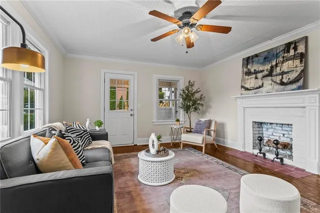 $419,900 | 266 Cres Circle Southwest, Marietta, GA 30064