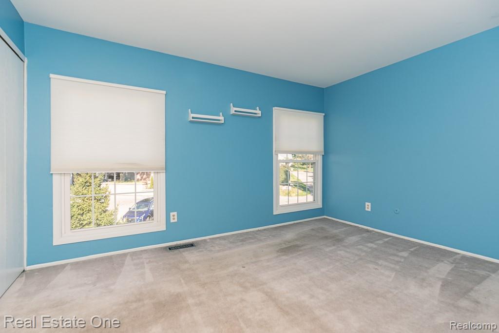 1312 Brook Lane Rochester Hills, MI 48306 - Photo 13 of 22