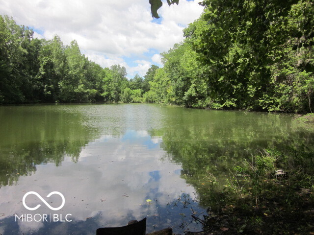 1000 Blue Bluff Road Martinsville, IN 46151 - Photo 6 of 8