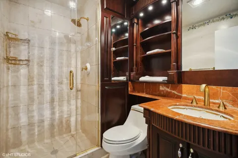 $649,500 | 1100 North Lake Shore Drive, Unit 33A, Chicago, IL 60611