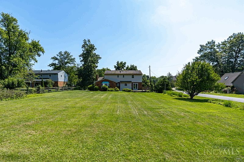 10633 Weil Road Montgomery, OH 45249 - Photo 8 of 46 Gallery Image 8