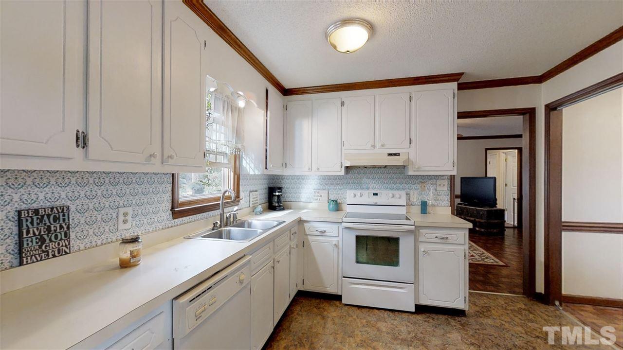 1909 Jack Road Clayton, NC 27520 - Photo 5 of 12