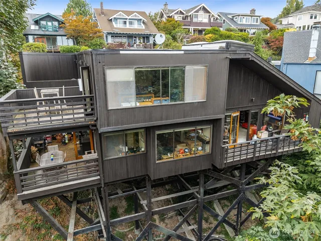 $1,049,000 | 2028 34th Avenue South, Seattle, WA 98144