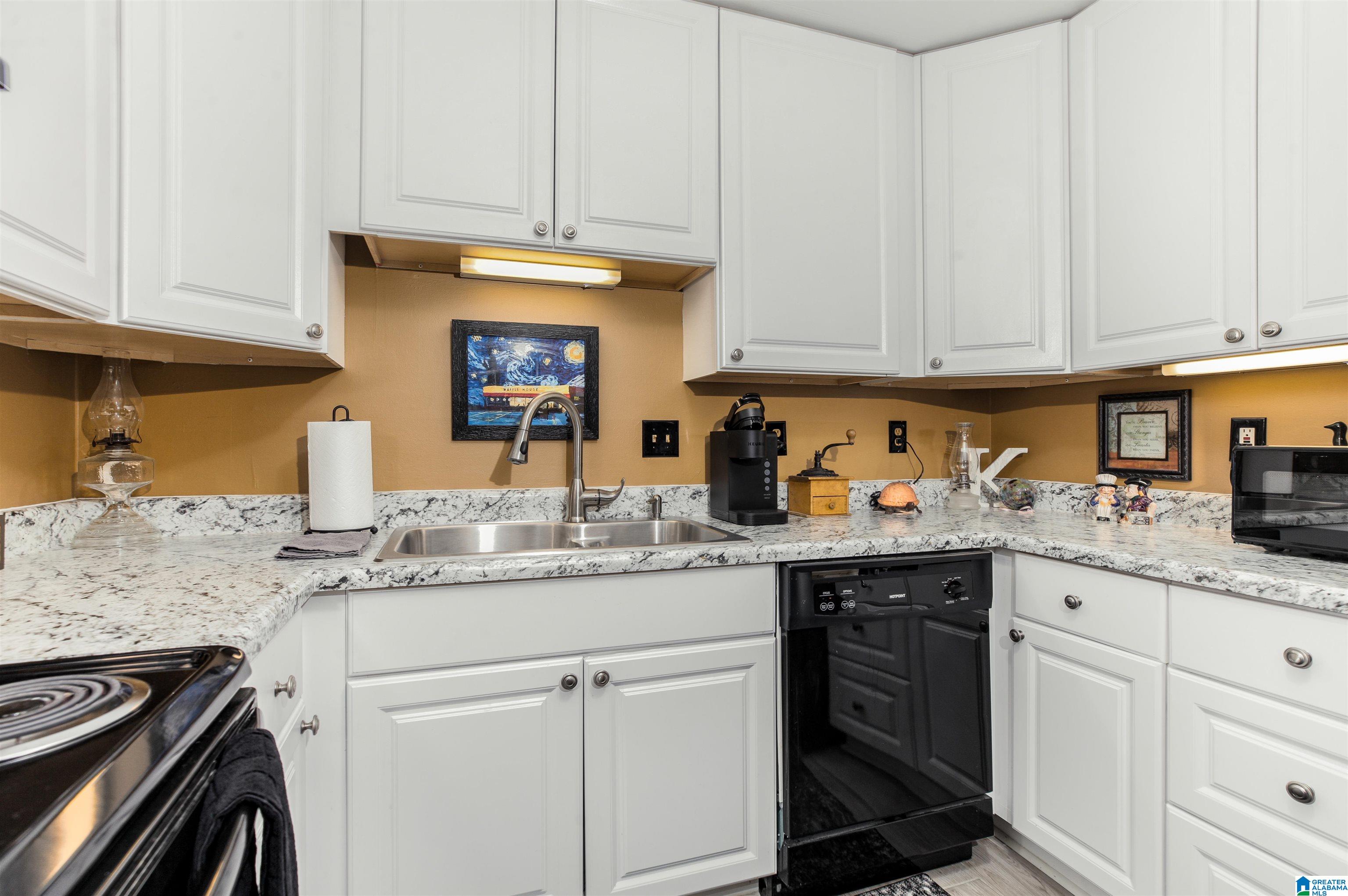 57 Hanover Circle, Unit 321 Birmingham, AL 35205 - Photo 11 of 23