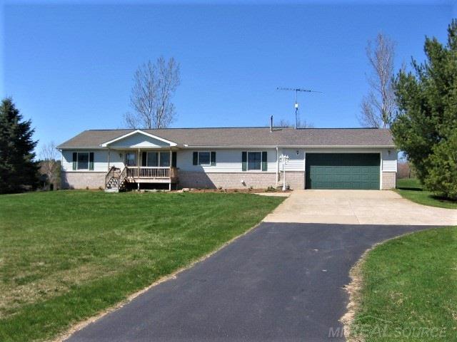 33 East Stilson Road Peck, MI 48466 - Photo 4 of 40