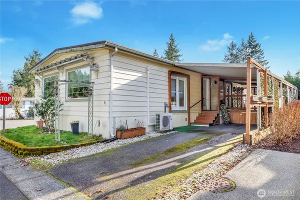 $175,000 | 18425 Northeast 95th Street, Unit 95, Redmond, WA 98052