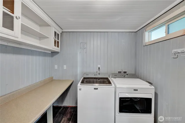 $195,000 | 18425 Northeast 95th Street, Unit 95, Redmond, WA 98052