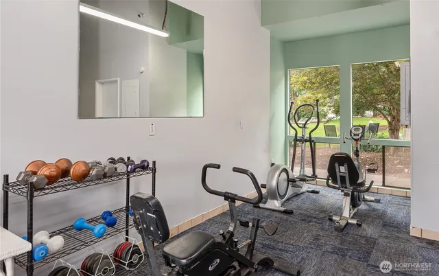 $195,000 | 18425 Northeast 95th Street, Unit 95, Redmond, WA 98052