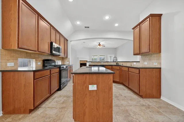 $2,250 | 13430 Barons Lake Lane, Cypress, TX 77429