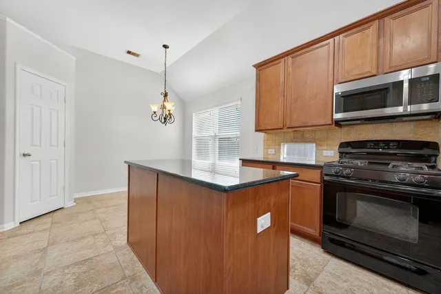 $2,250 | 13430 Barons Lake Lane, Cypress, TX 77429