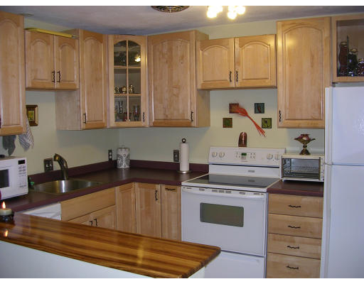 24 Whitman Road, Unit 13 24 Waltham, MA 02453 - Photo 5 of 6 Gallery Image 5