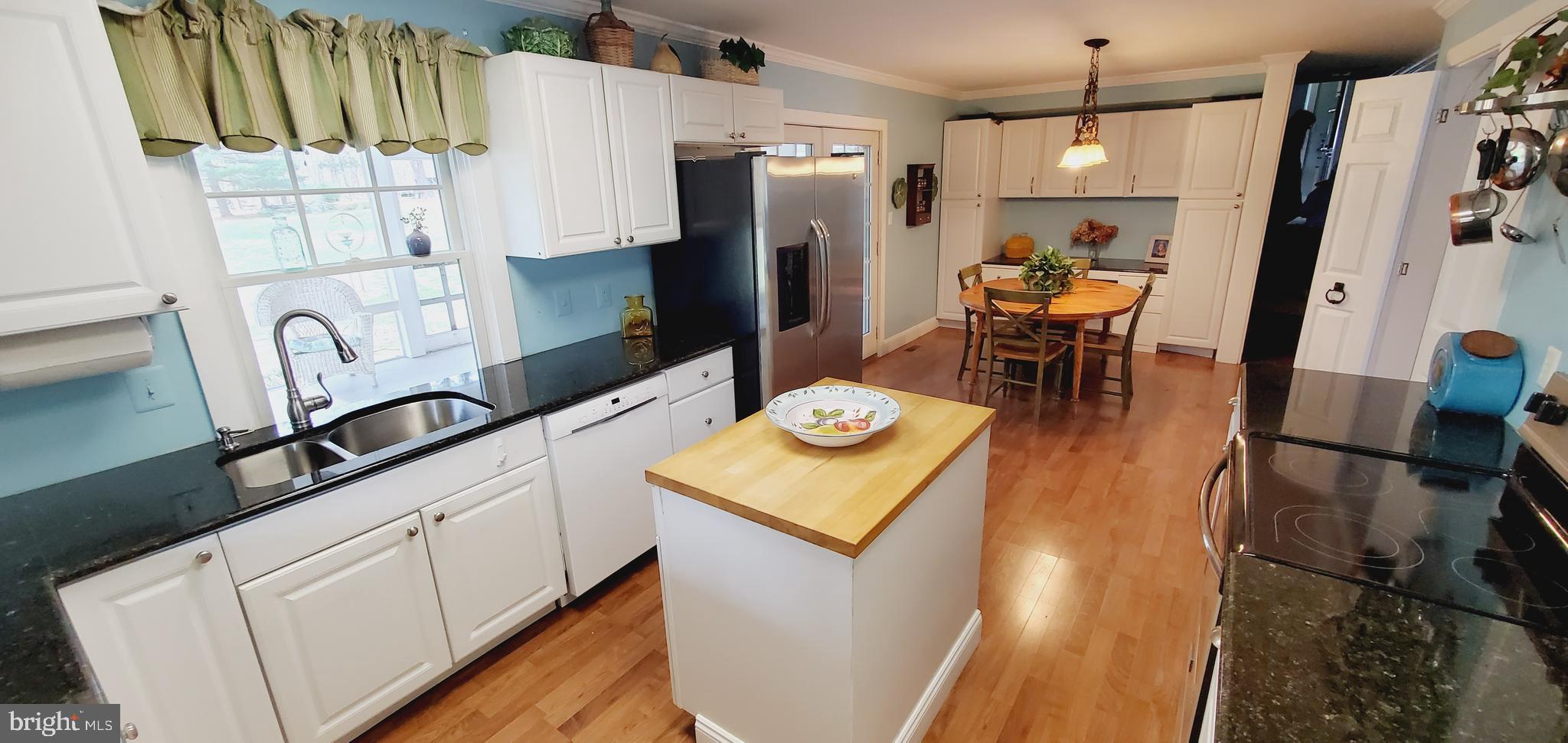 6814 Redberry Road Clarksville, MD 21029 - Photo 28 of 35 In-law Kitchen