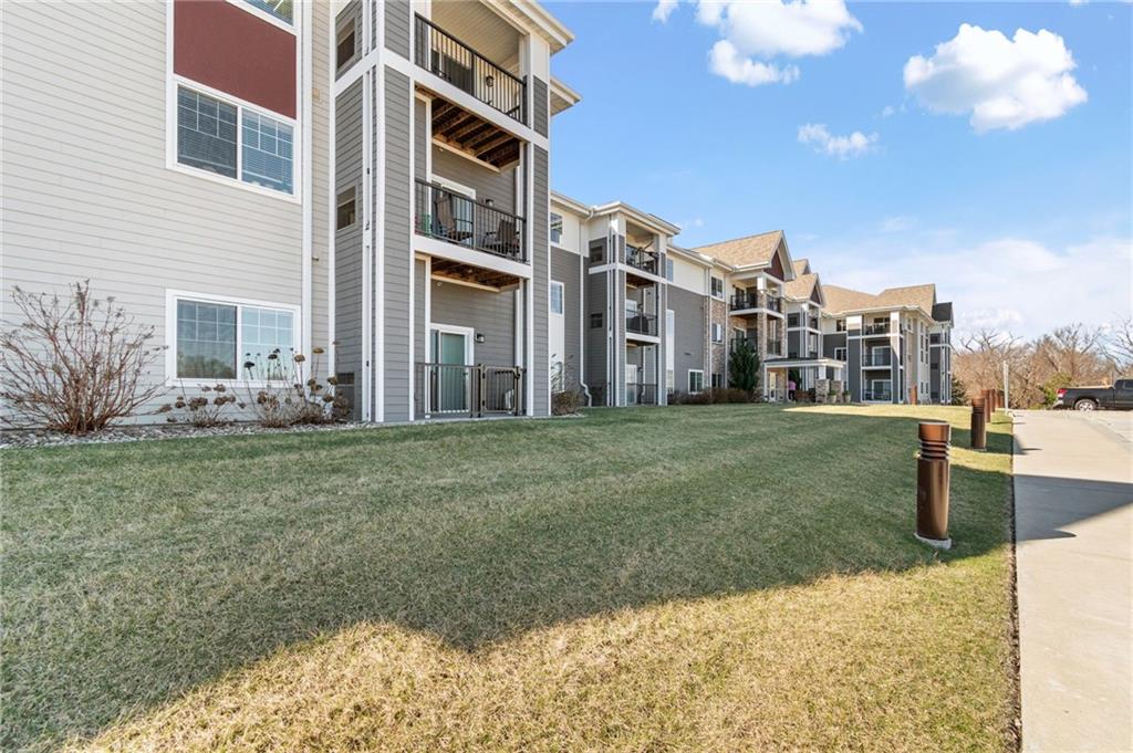 2651 Northwest Barry Road, Unit 108 Kansas City, MO 64151 - Photo 2 of 37