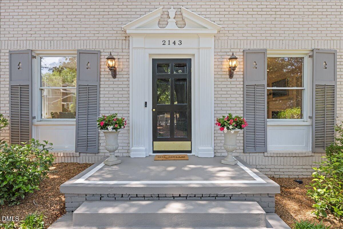 2143 Cowper Drive Raleigh, NC 27608 - Photo 6 of 53 44-2A1A6442