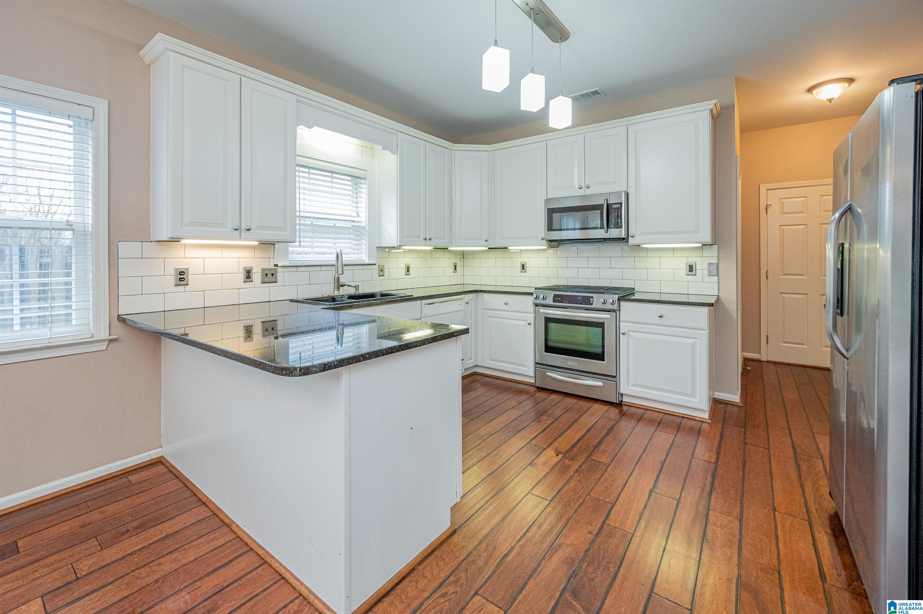 1838 Parkside Circle Birmingham, AL 35209 - Photo 11 of 41
