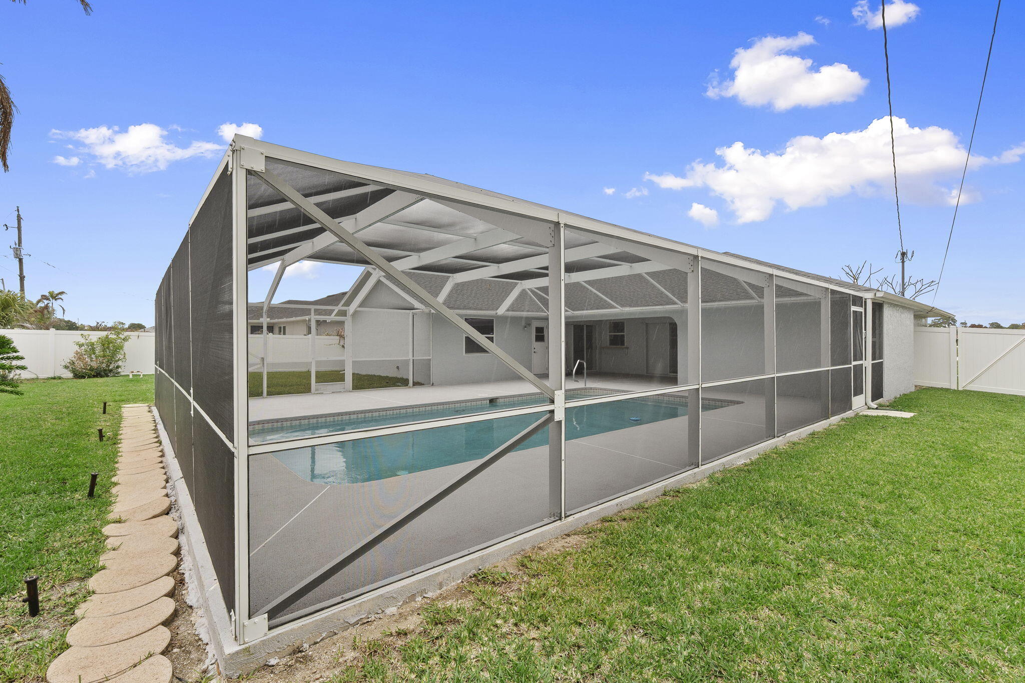 2452 Southwest Fair Isle Road Port St. Lucie, FL 34987 - Photo 41 of 52 17-web-or-mls-DSC04187