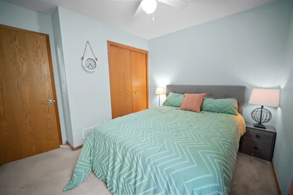 $252,000 | 4620 North Division Street, Davenport, IA 52806