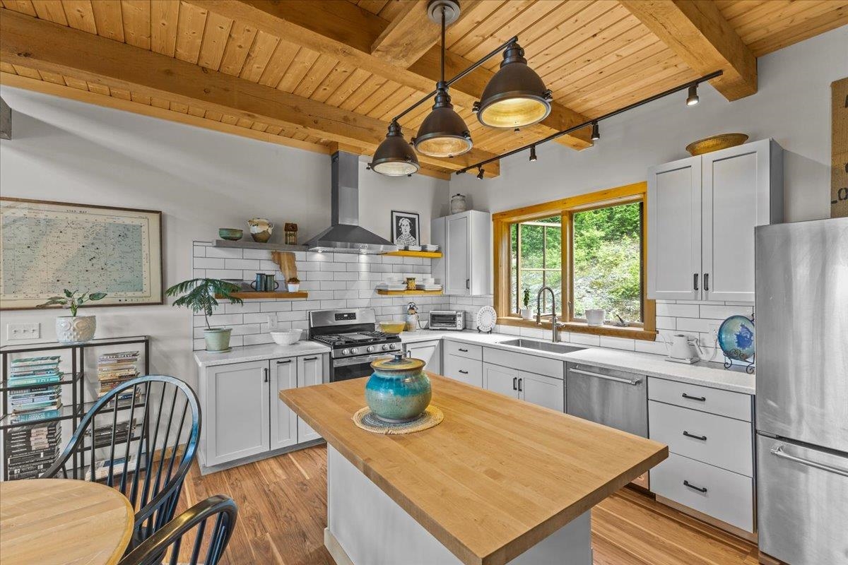 1307 Devlin Road Duxbury, VT 05676 - Photo 8 of 57 Gallery Image 8