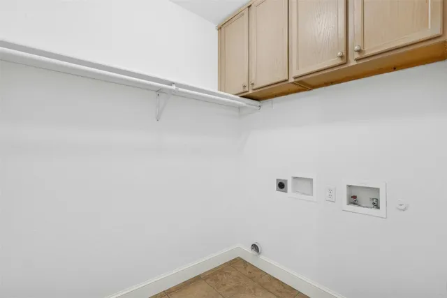 a view of a room with shelf