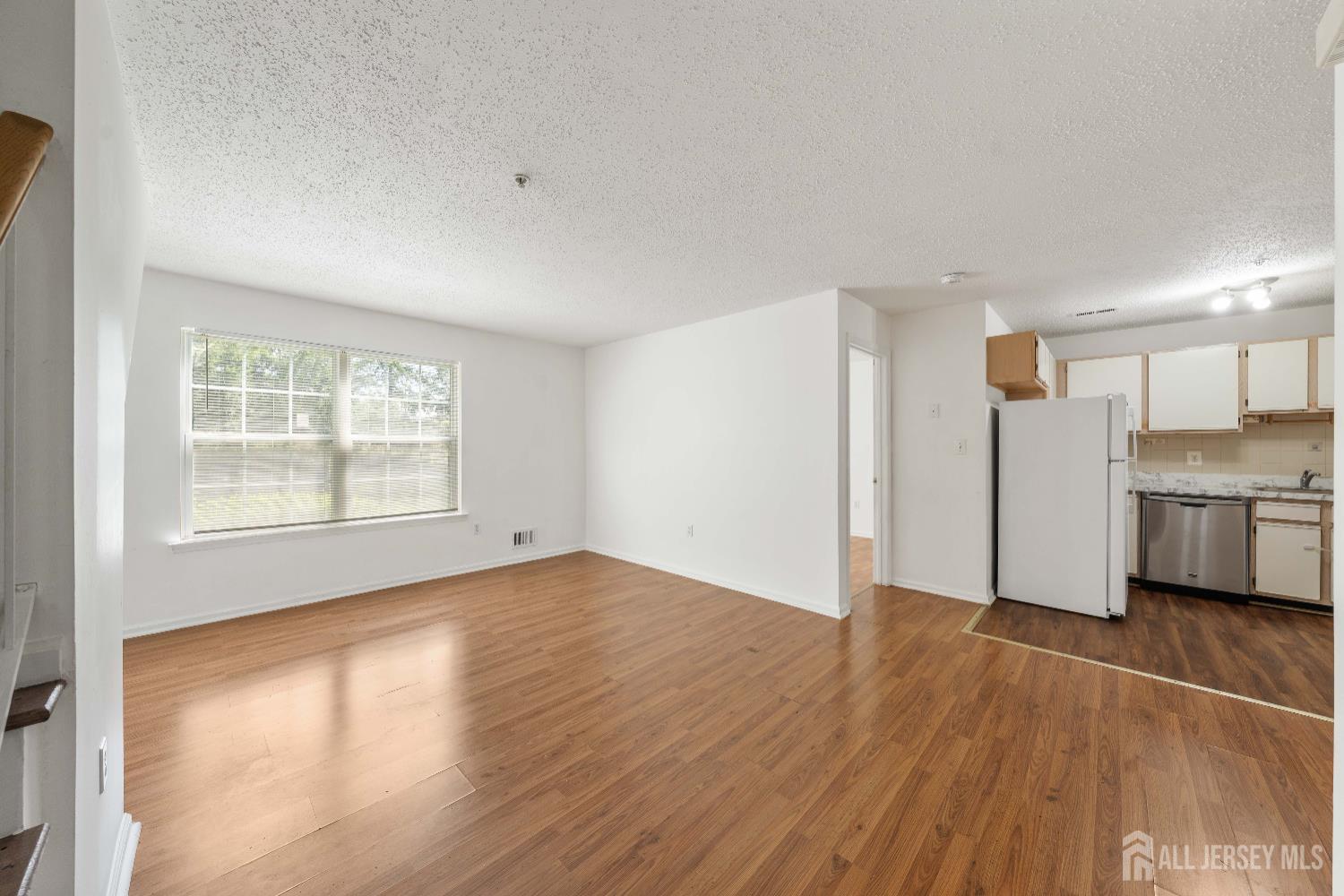 5 Prestwick Way Edison, NJ 08820 - Photo 12 of 30 Gallery Image 12