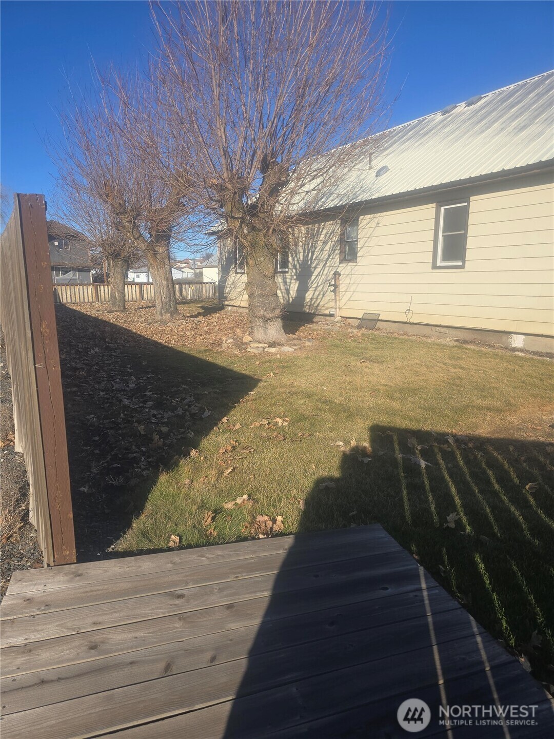 195 North 2nd Street Creston, WA 99117 - Photo 2 of 22