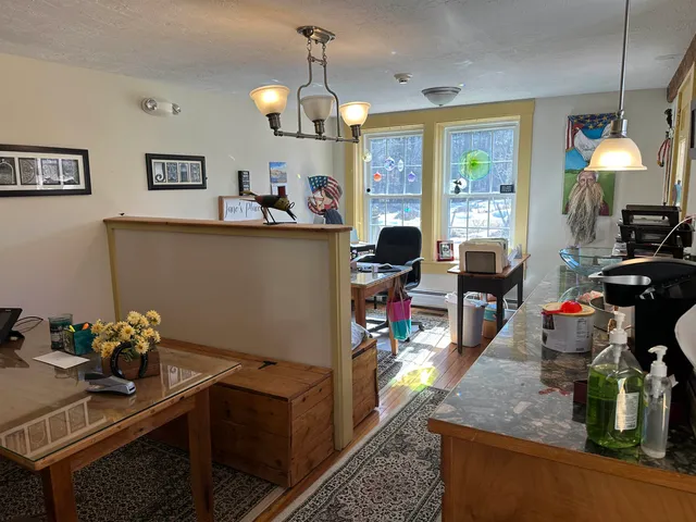 $524,900 | 298 2nd New Hampshire Turnpike, Hillsborough, NH 03244