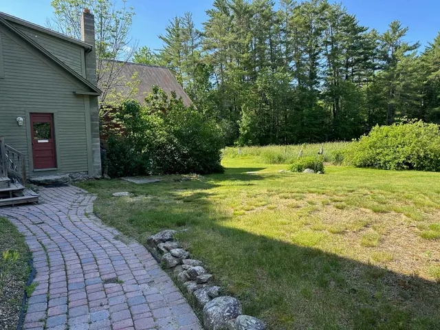 $524,900 | 298 2nd New Hampshire Turnpike, Hillsborough, NH 03244