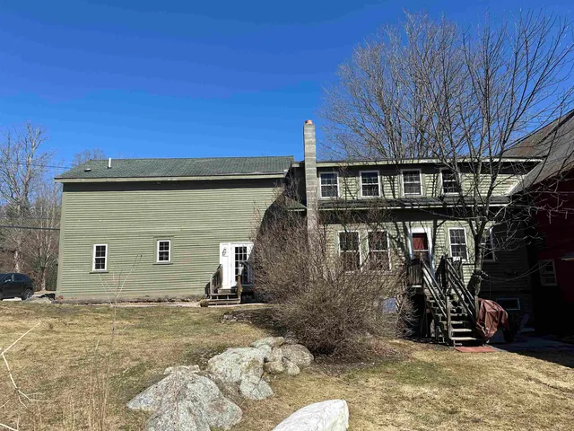 $524,900 | 298 2nd New Hampshire Turnpike, Hillsborough, NH 03244