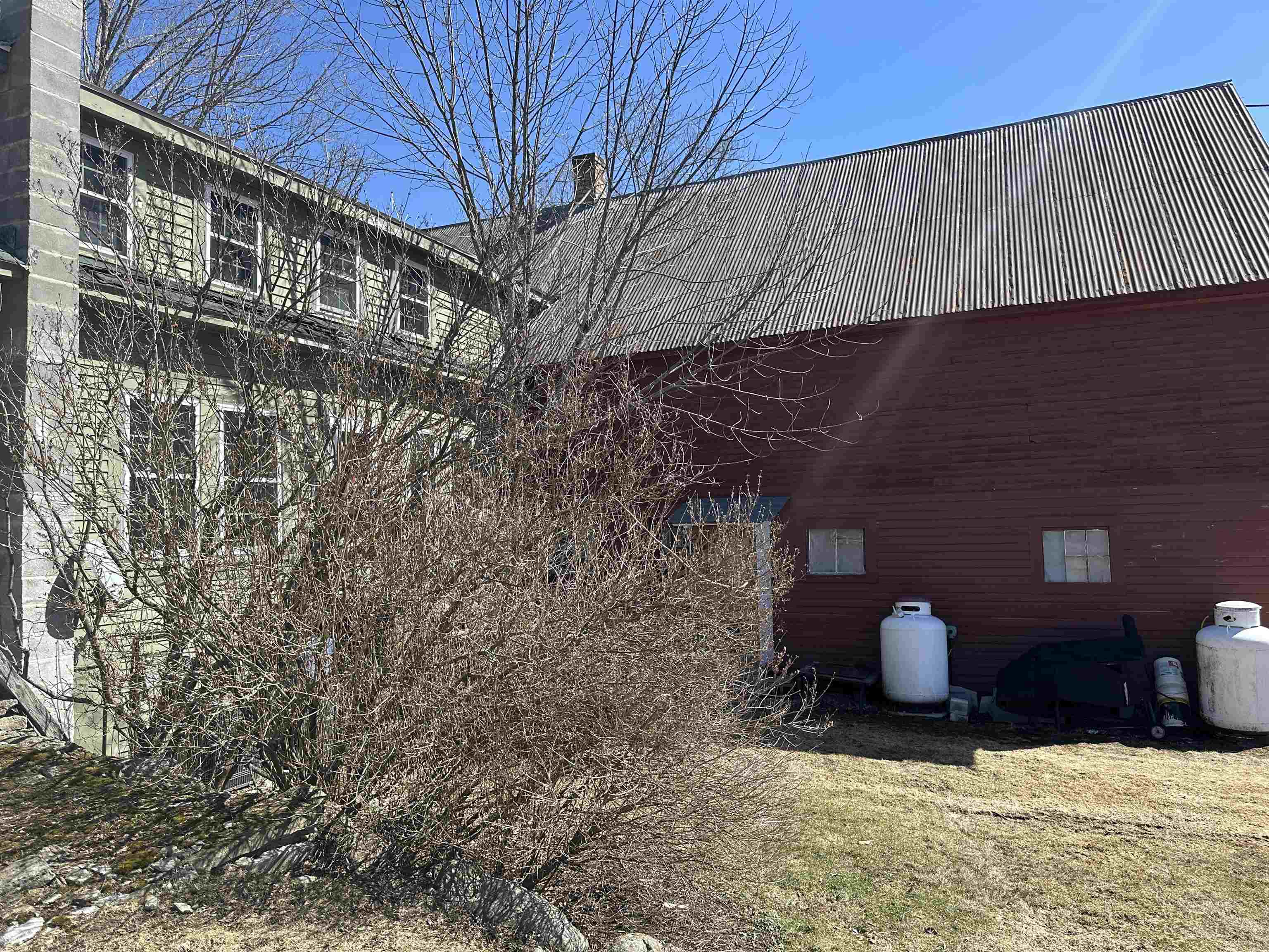 298 2nd New Hampshire Turnpike Hillsborough, NH 03244 - Photo 10 of 23