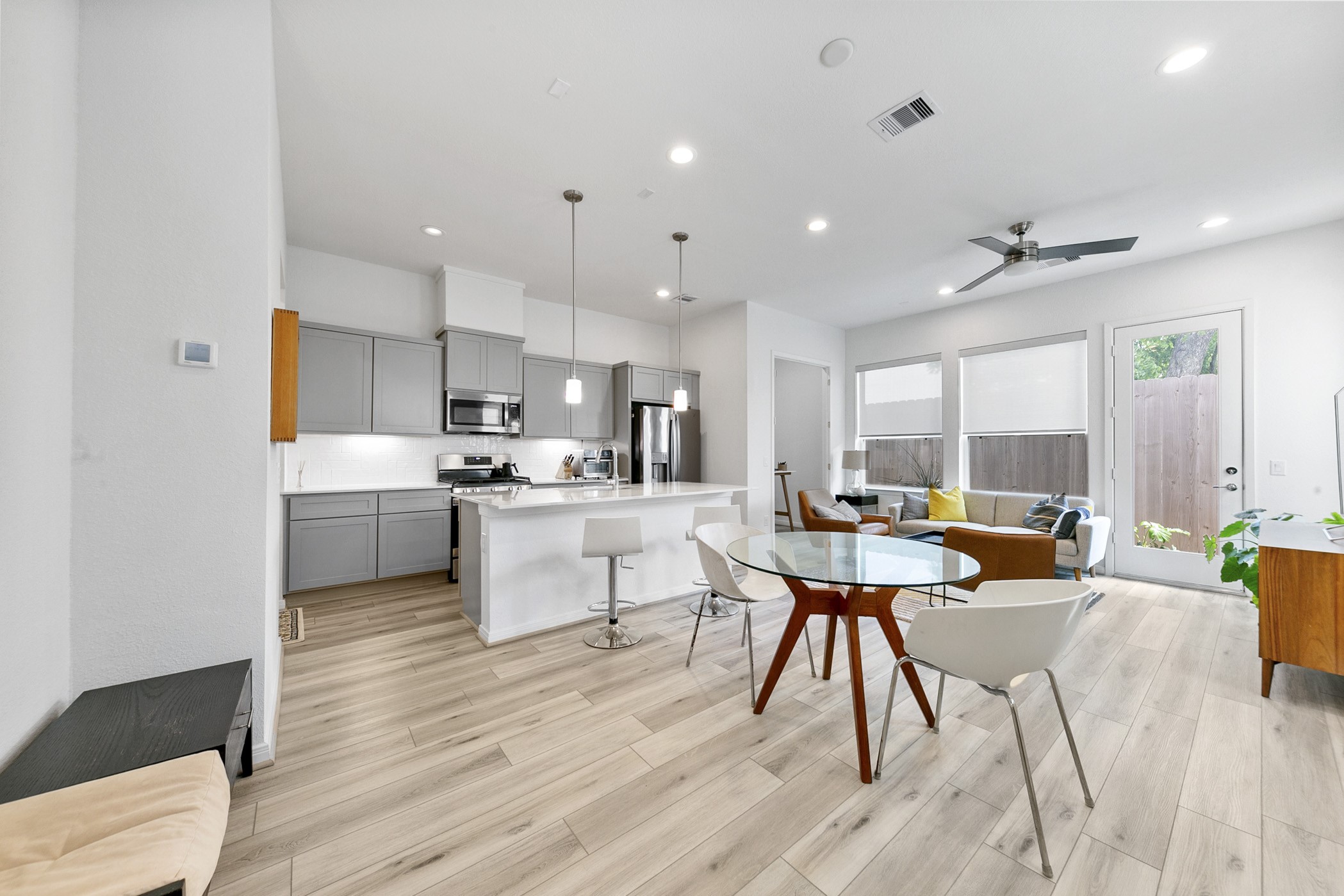 1524 Ojeman Road, Unit B Houston, TX 77055 - Photo 5 of 12