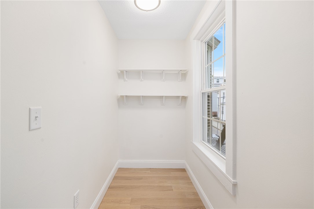 28 Young Street, Unit 2 Newport, RI 02840 - Photo 6 of 18