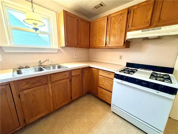 $190,000 | 215 Onondaga Street, Corning, NY 14830