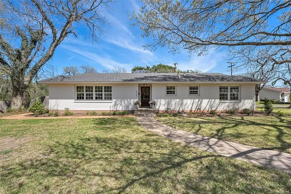 $385,000 | 4209 Evergreen Drive, Waco, TX 76708