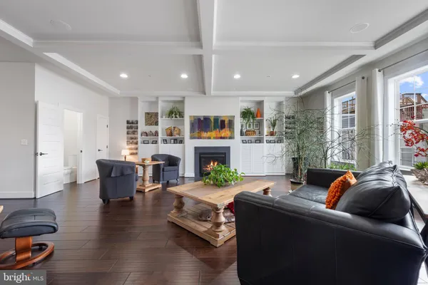 $1,320,000 | 922 South Streeper Street, Baltimore, MD 21224