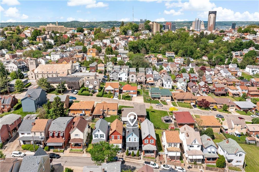 239 Albert Street Pittsburgh, PA 15211 - Photo 31 of 34 an aerial view of a city