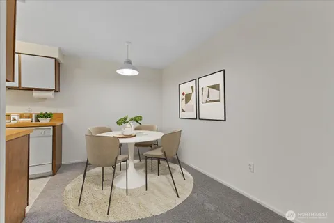 $359,000 | 11006 Northeast 68th Street, Unit 819, Kirkland, WA 98033