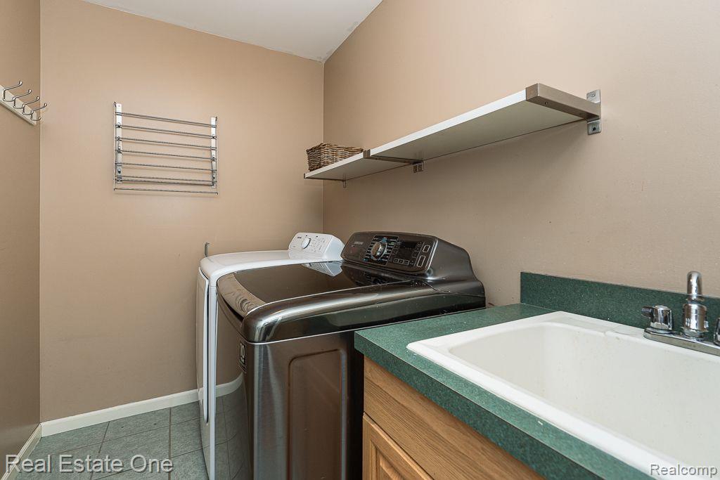 2817 Long Meadow Lane Rochester Hills, MI 48307 - Photo 22 of 57