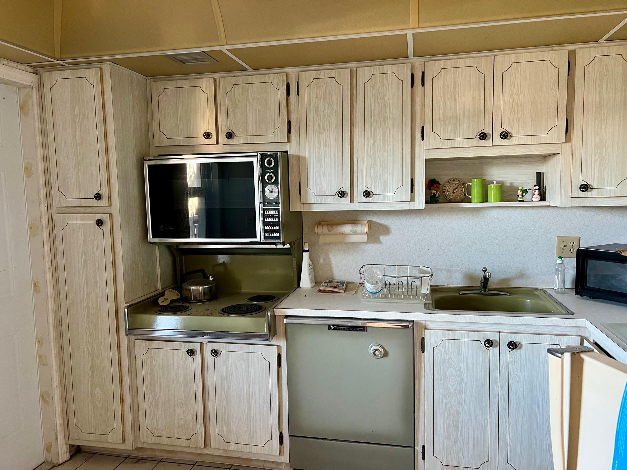 3100 Northeast 48th Court, Unit 307 Lighthouse Point, FL 33064 - Photo 6 of 8 Photo 6