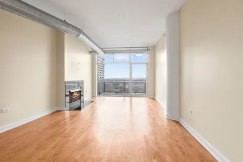 $415,000 | 1305 South Michigan Avenue, Unit 1702, Chicago, IL 60605
