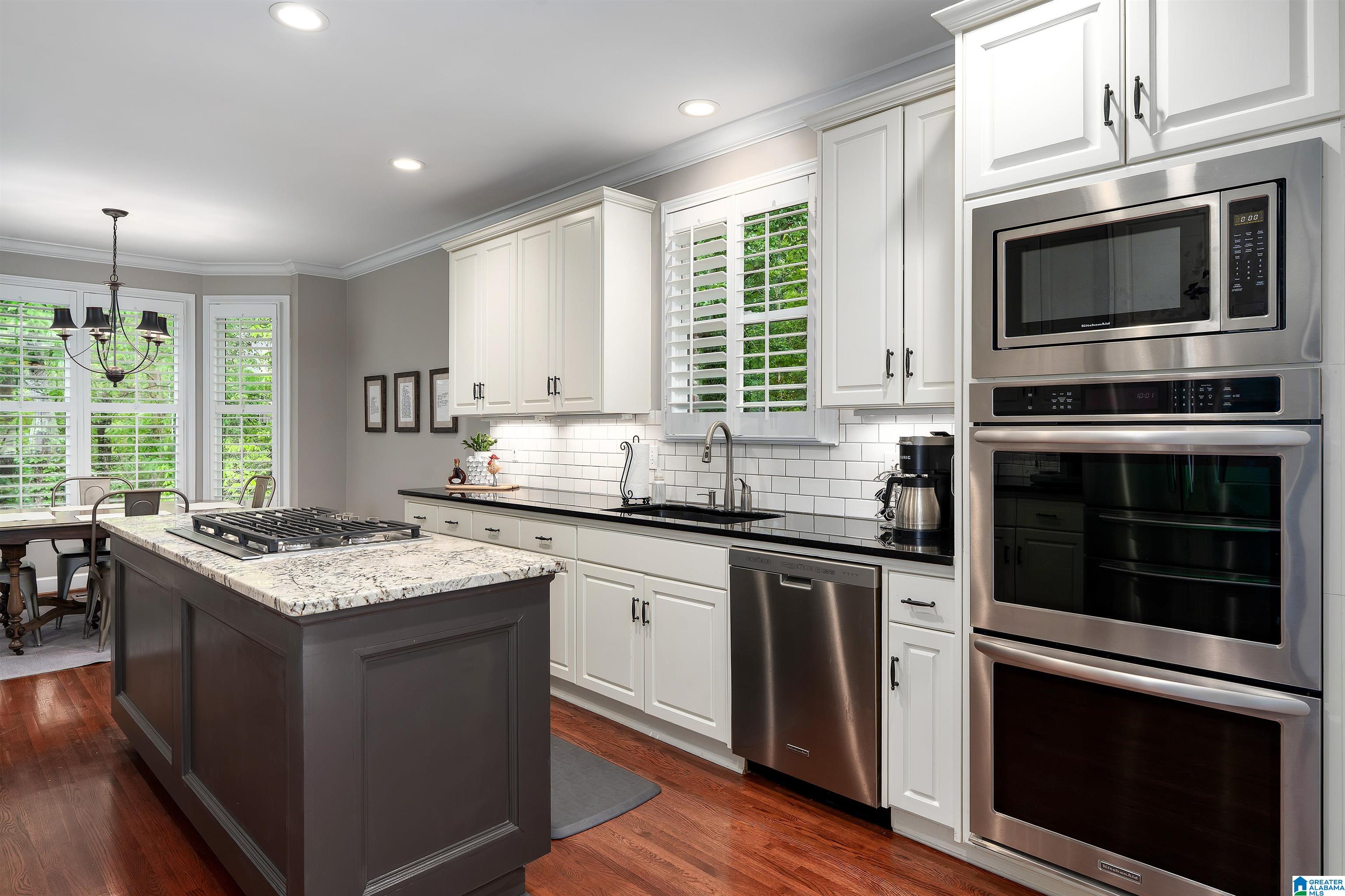 1012 Oak Tree Road Birmingham, AL 35244 - Photo 9 of 38 Gallery Image 9