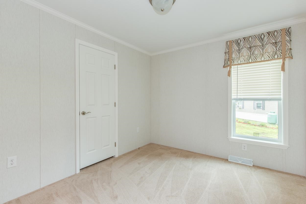 37 Rex Drive Concord, NH 03303 - Photo 17 of 39