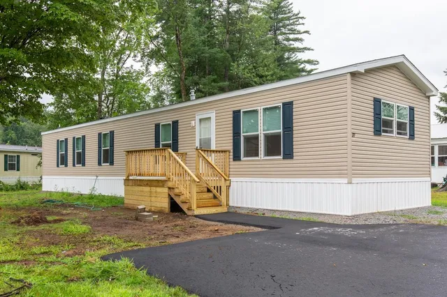 $219,900 | 37 Rex Drive, Concord, NH 03303