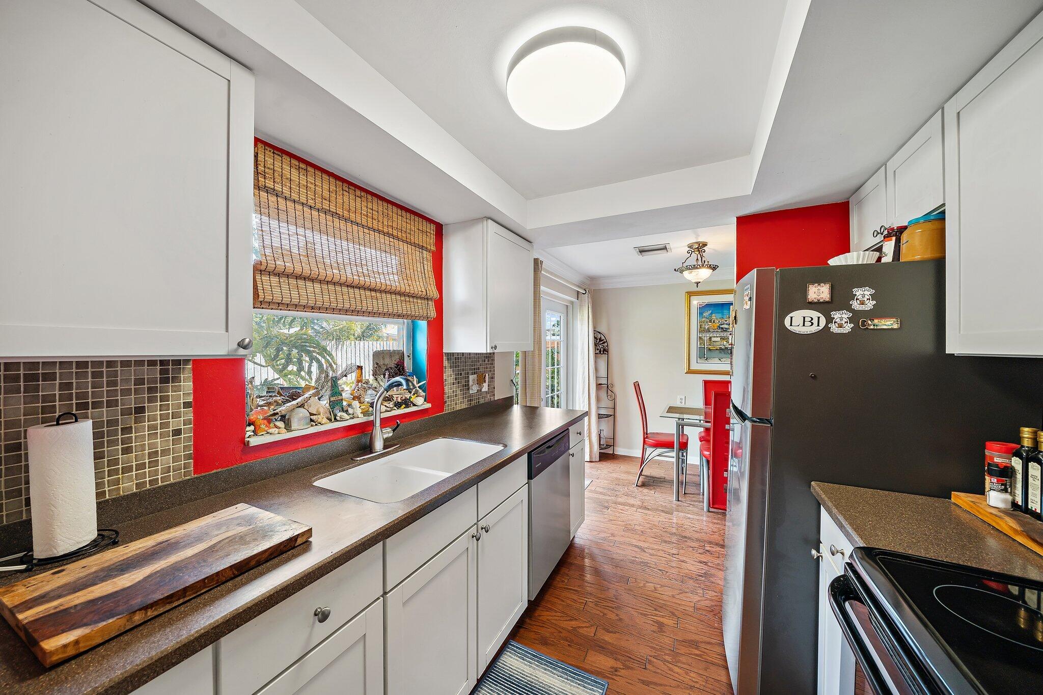 9 Windsor Road East Jupiter, FL 33469 - Photo 11 of 27 016-9WindsorRdE-Jupiter-FL-SMALL